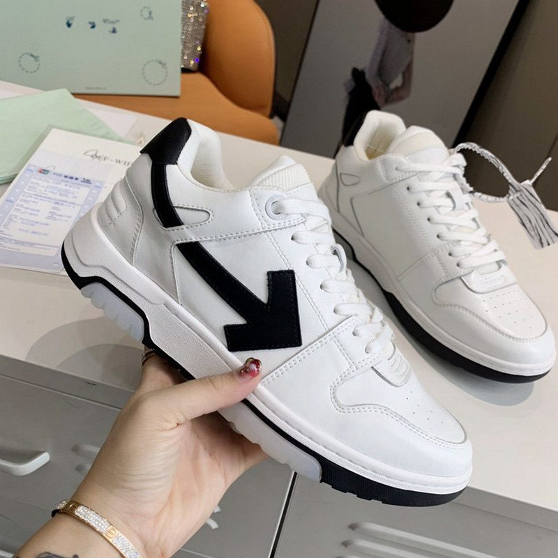 Off-White c/o Virgil Abloh