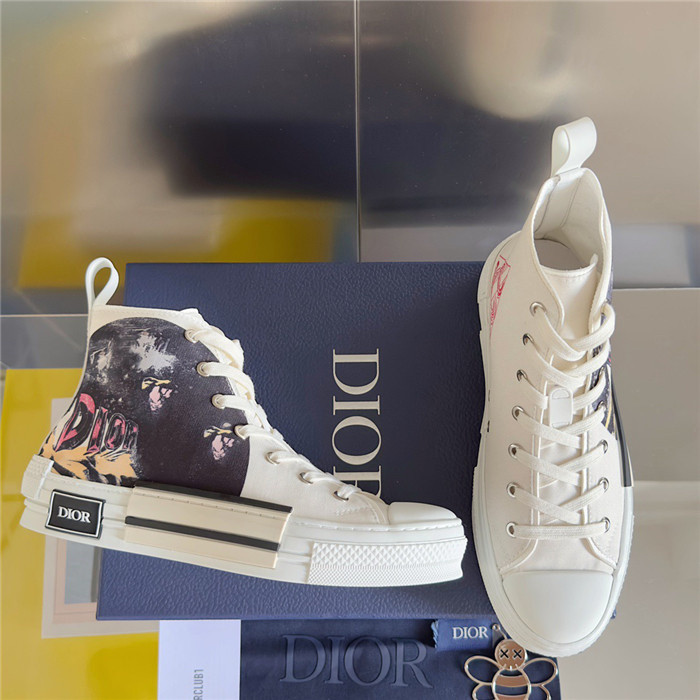 D B23 HIGH-TOP SNEAKERS