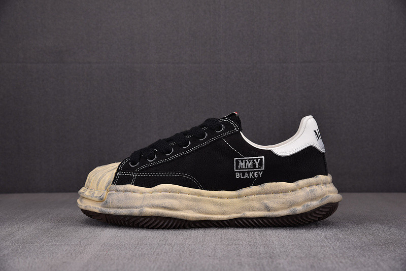 MAISON MIHARA SNEAKERS