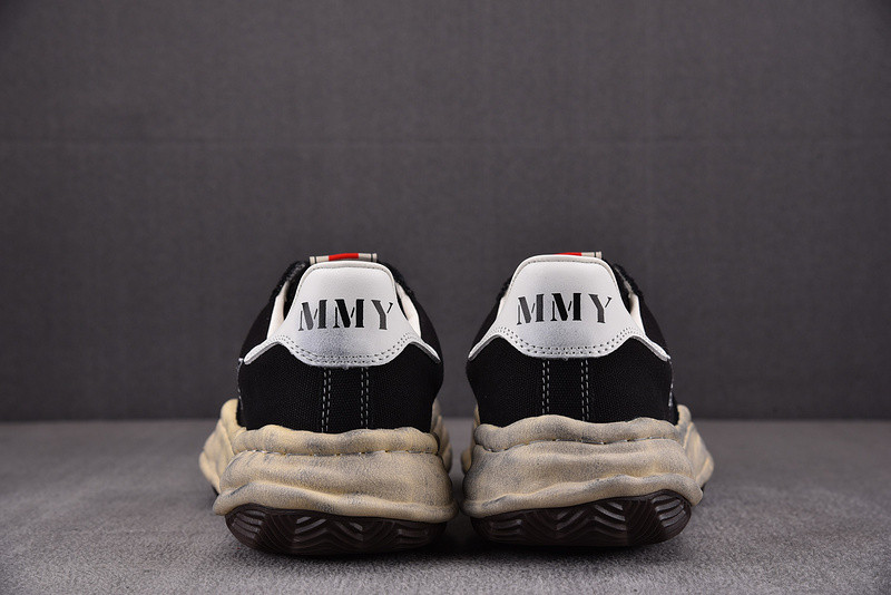 MAISON MIHARA SNEAKERS