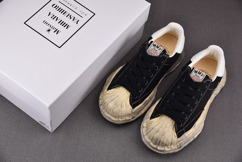 MAISON MIHARA SNEAKERS