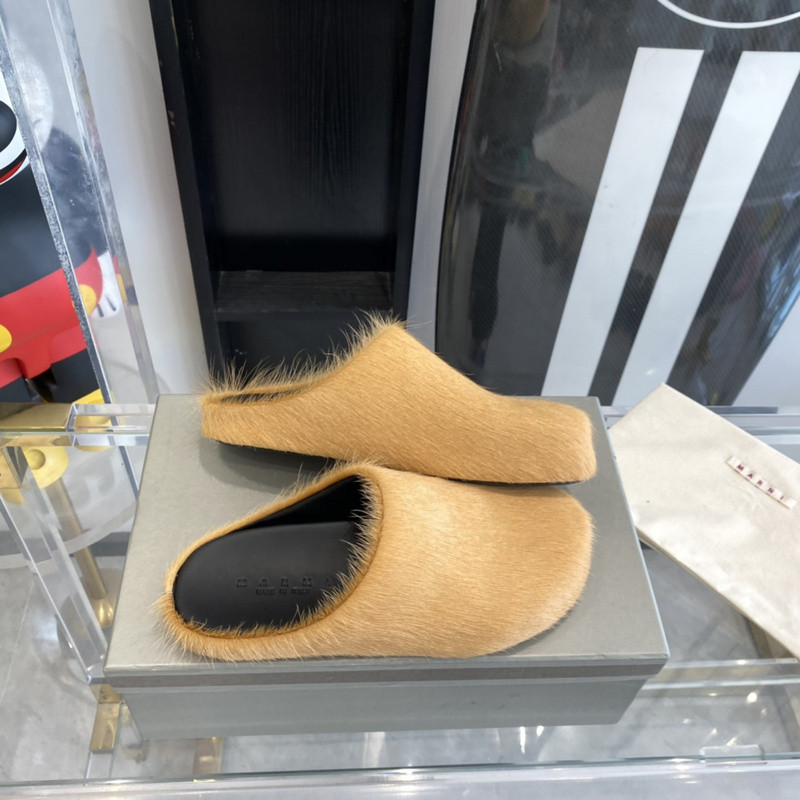 MARNI Fussbett Hairy Mules Yellow Loafers