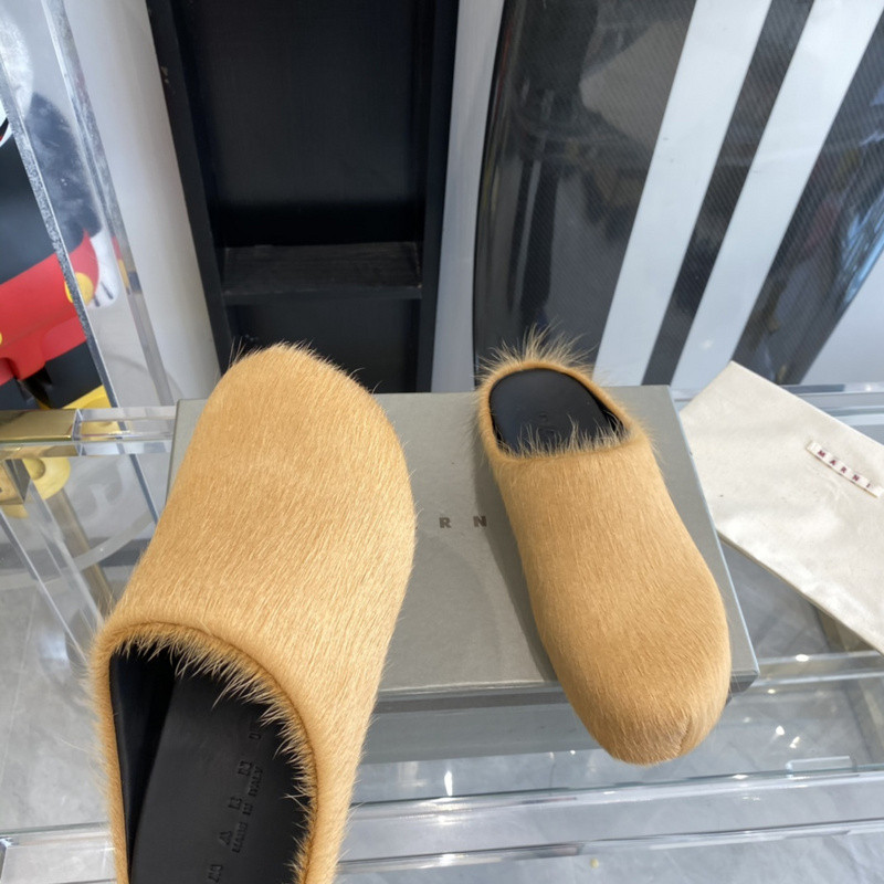 MARNI Fussbett Hairy Mules Yellow Loafers