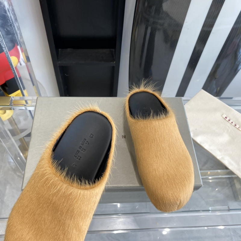 MARNI Fussbett Hairy Mules Yellow Loafers