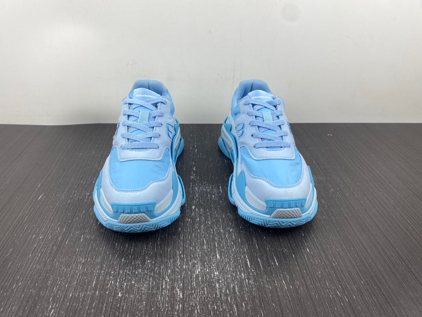 Ba*len*cia*ga triple s 710156 w3cu2 4045
