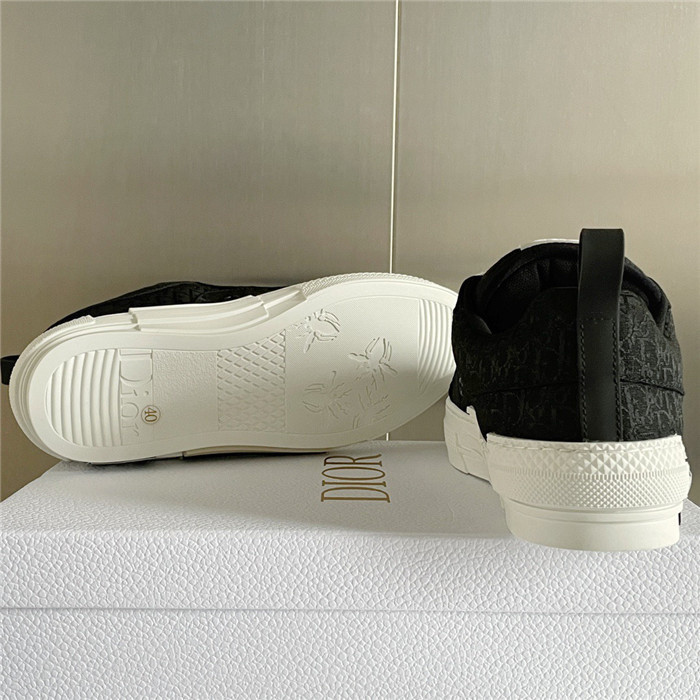B23 SKATER SNEAKER