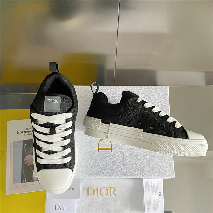 B23 SKATER SNEAKER
