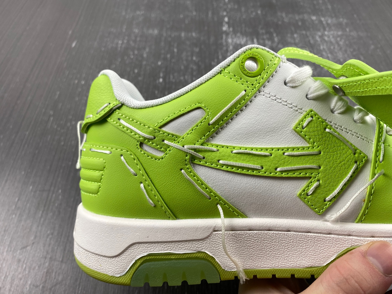 Off-White c/o Virgil Abloh