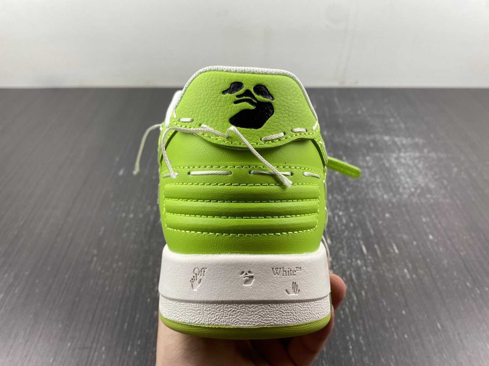 Off-White c/o Virgil Abloh