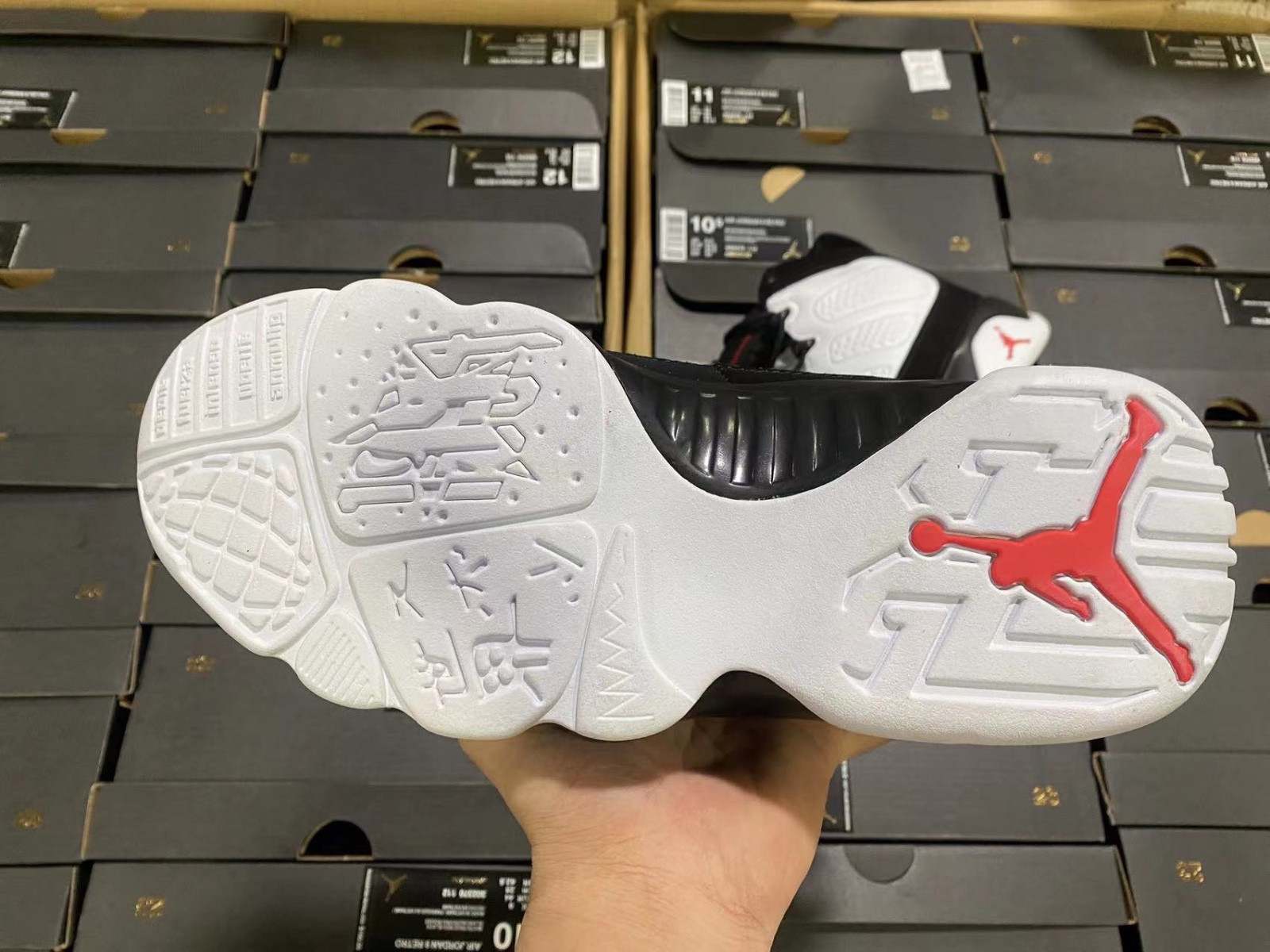 Jordan 9 Retro OG (2016) - 302370-112