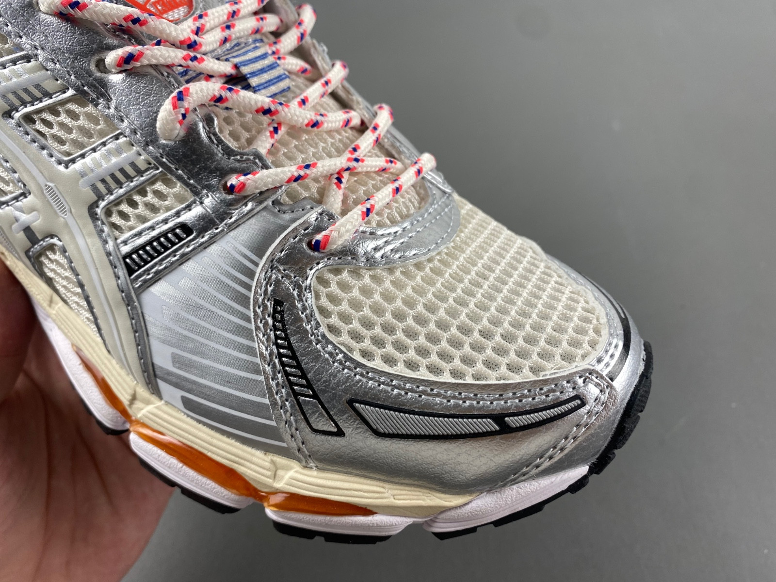 kith ronnie fieg x As*ic*s gel kayano 12.1 "knicks" 1203a555-101