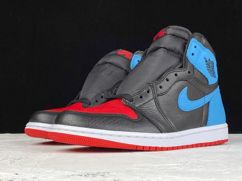 Air Jordan 1 High WMNS UNC Chicago CD0461-046