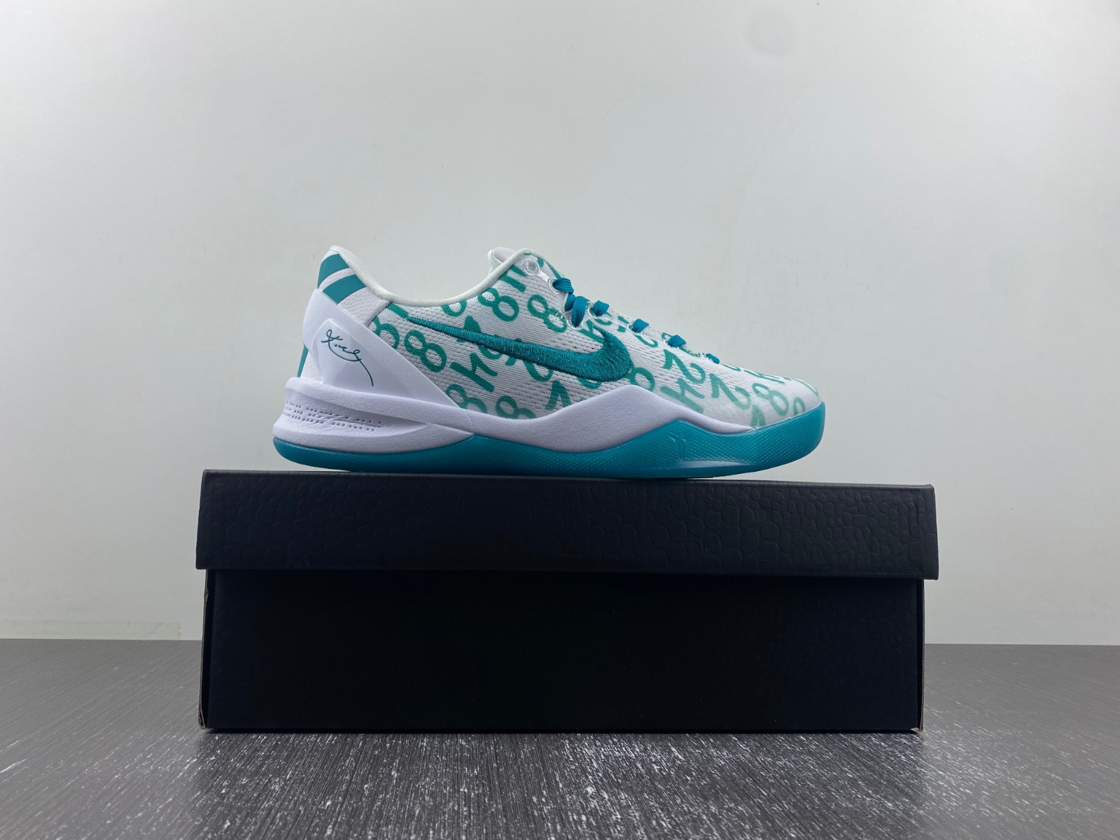 Nike Kobe 8 Protro 