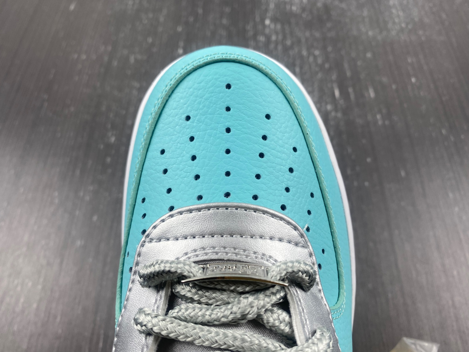 T*f*ny & co. x air force 1 low dz1382-003