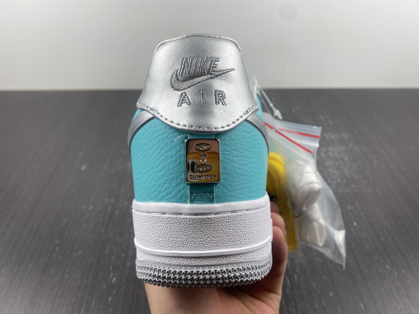 T*f*ny & co. x air force 1 low dz1382-003