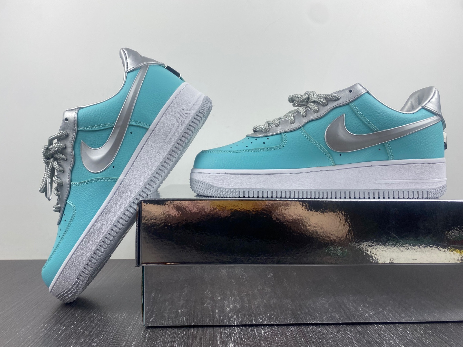 T*f*ny & co. x air force 1 low dz1382-003