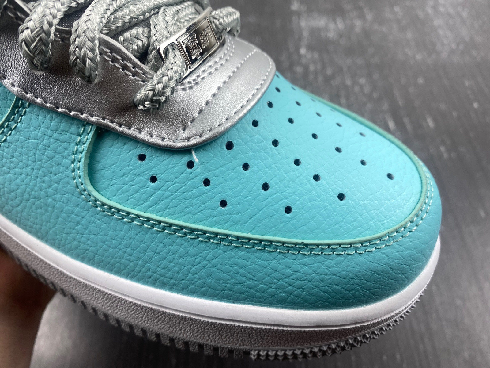 T*f*ny & co. x air force 1 low dz1382-003