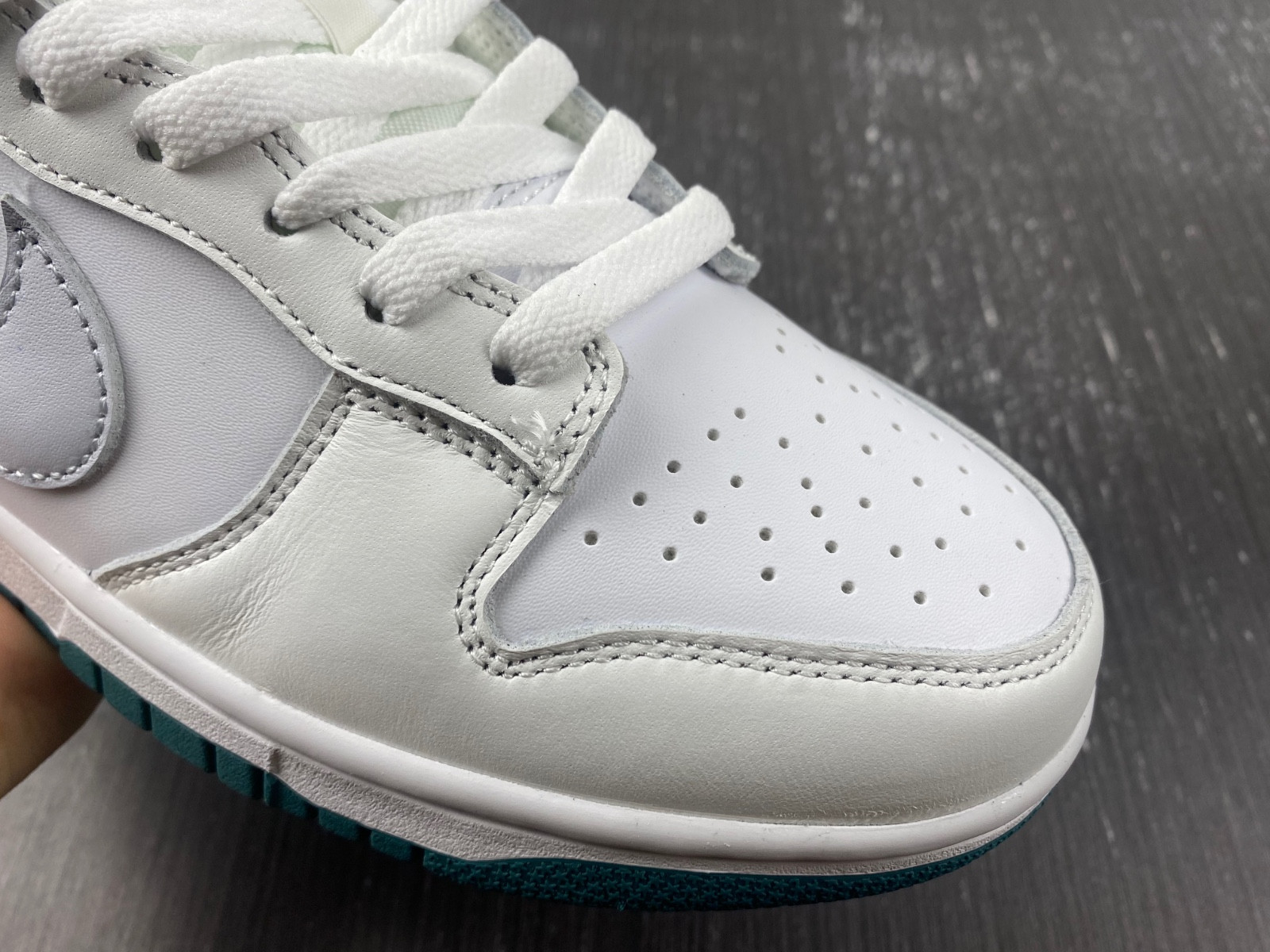 Nike Dunk Low GS White Green Grey FD9911-101