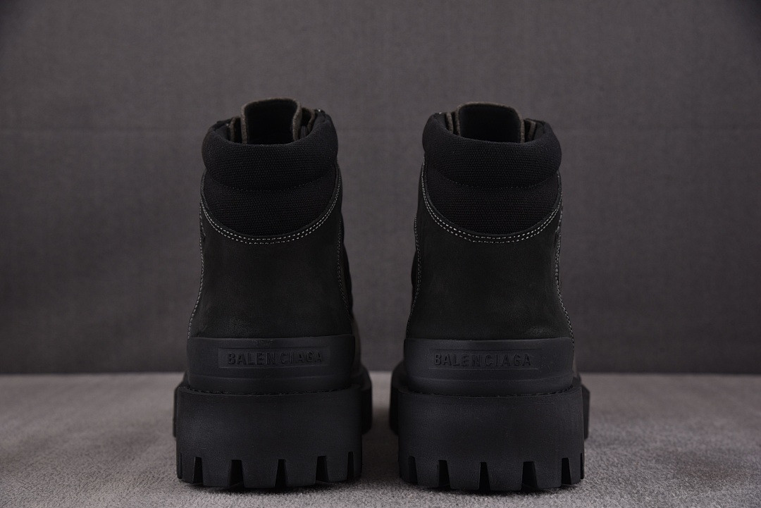 Ba1en*iaga boots