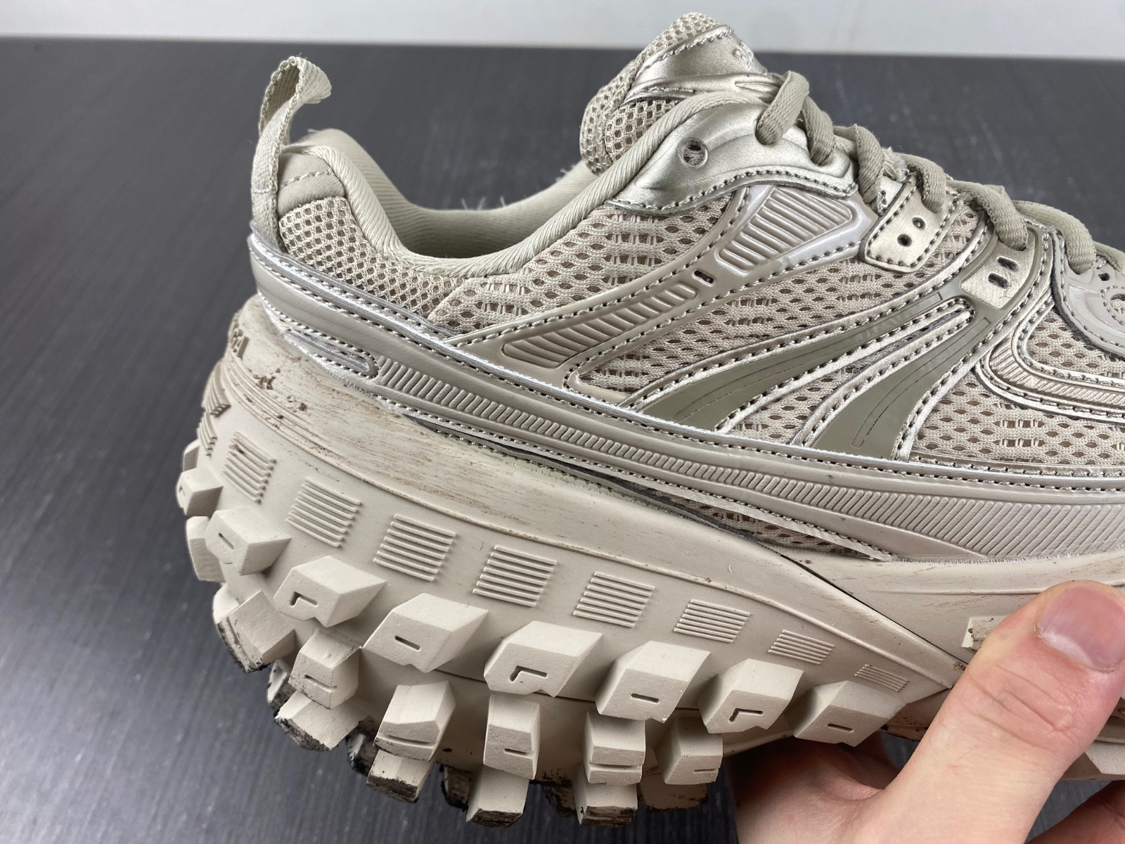 Ba*len*cia*ga bouncer chunky-sole sneakers