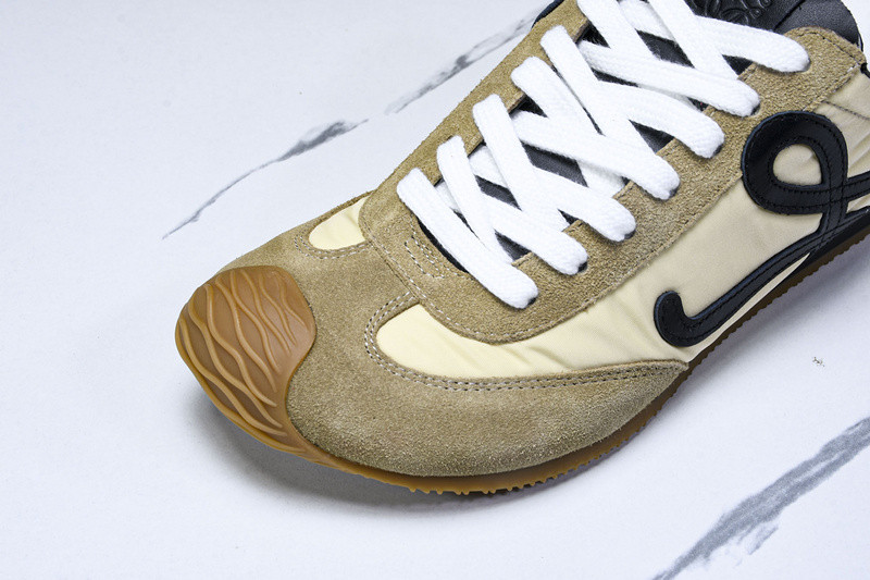 Loewe Ballet Runner