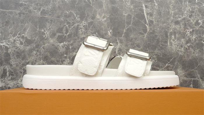 LOU1_TON SLIPPERS