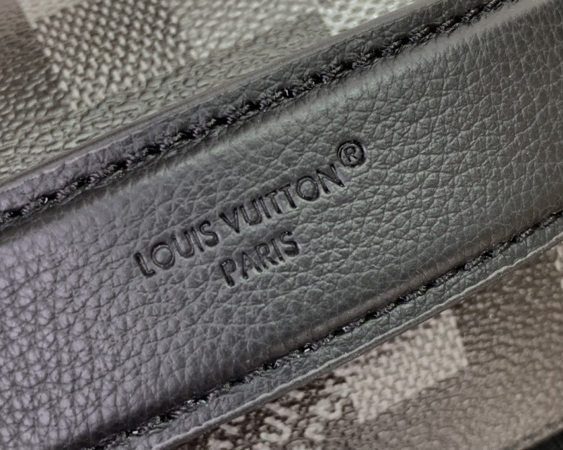 L0vis Vvtt0n Rush Bumbag