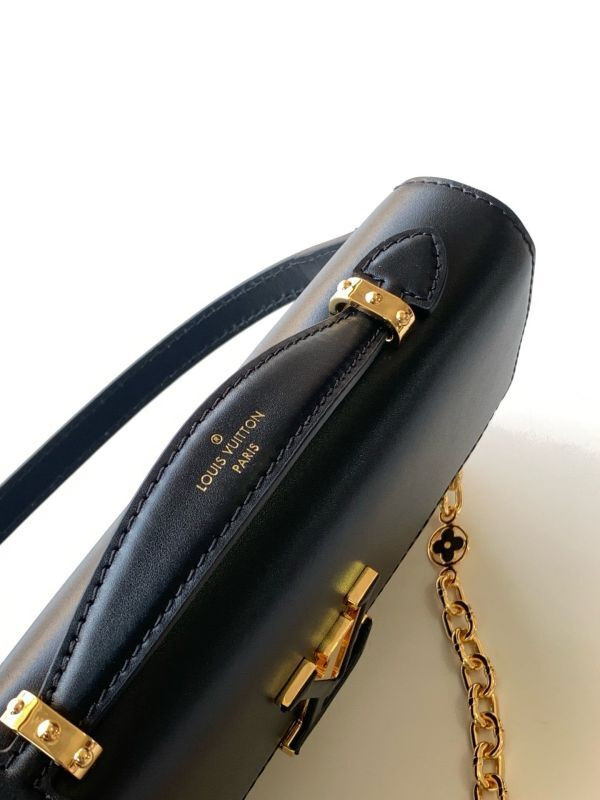 Louis Vuitton Wallet On Chain Capucines