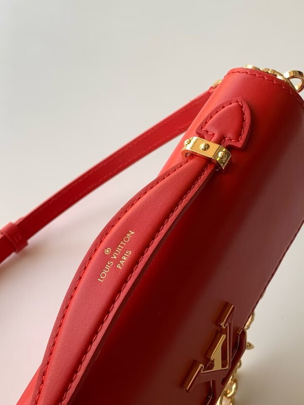 Louis Vuitton Wallet On Chain Capucines