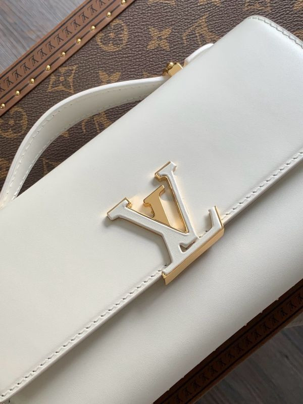 Louis Vuitton Wallet On Chain Capucines