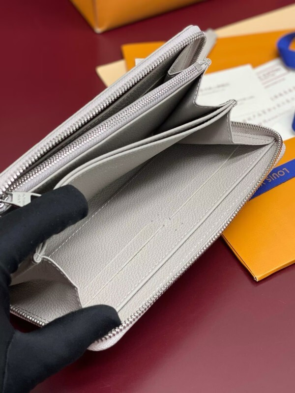 LV Zippy Wallet Monogram Empreinte Leather