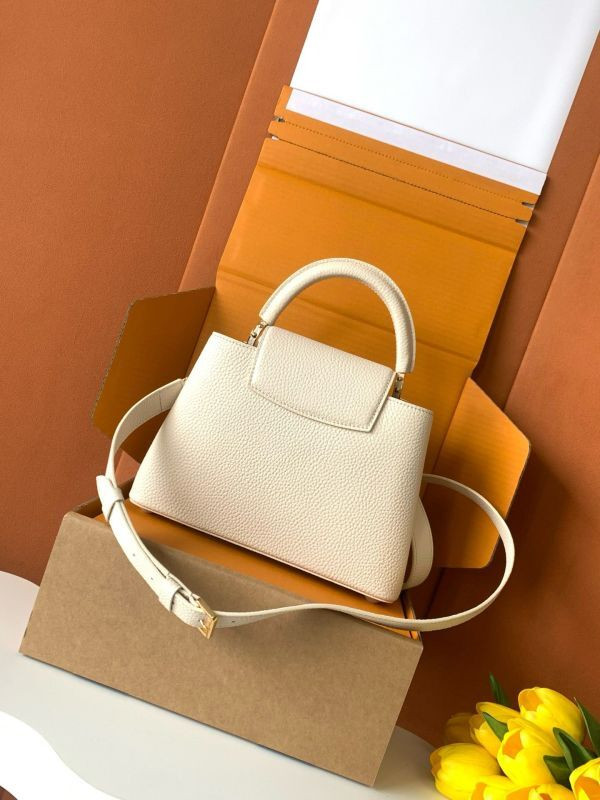 LV capucines