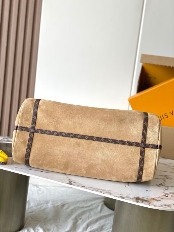 Louis Vuitton Express Travel