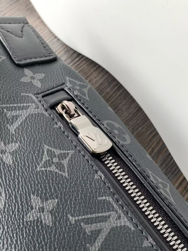 LOUIS VUITTON Rush Bumbag