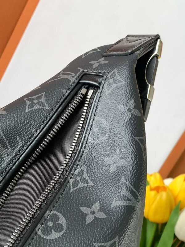 LOUIS VUITTON Rush Bumbag