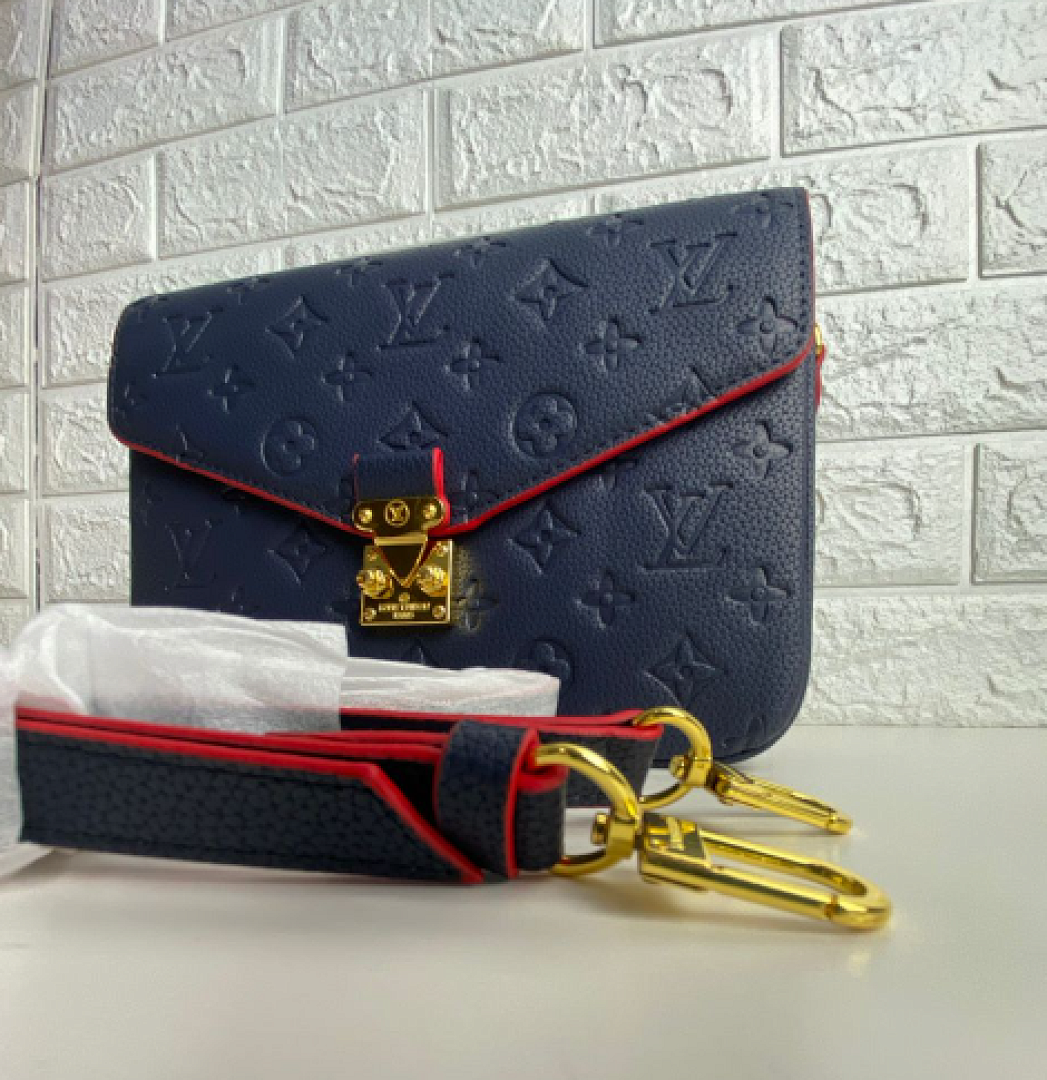 l0vis Vvtt0n monogram canvas pochette metis 25cm navy