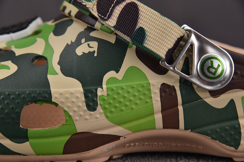 Crocs Classic Clog A Bathing Ape ABC Camo Green