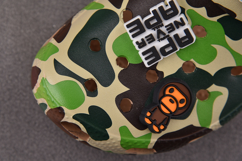 Crocs Classic Clog A Bathing Ape ABC Camo Green