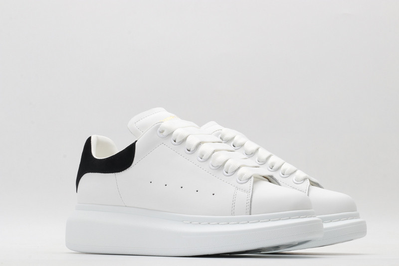 ALEXANDER MCQUEEN SNEAKER