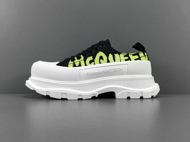 ALEXANDER MCQUEEN SNEAKER