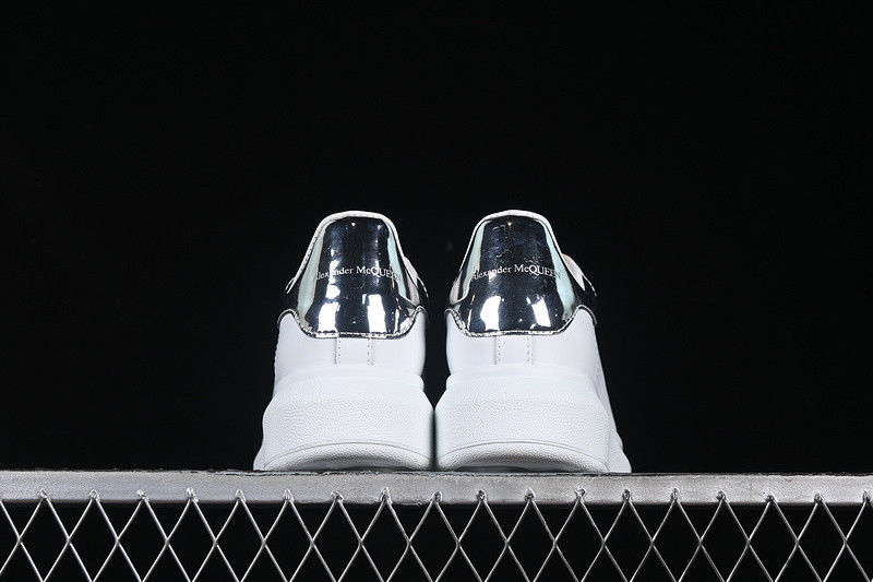 ALEXANDER MCQUEEN SNEAKER