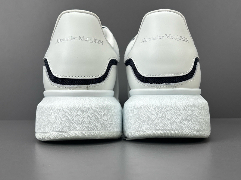 ALEXANDER MCQUEEN SNEAKER