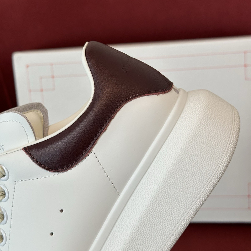 ALEXANDER MCQUEEN SNEAKER