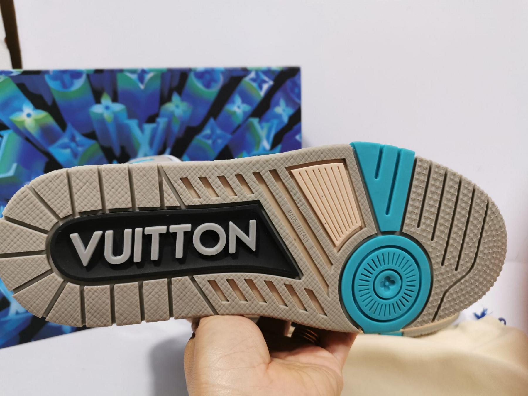 LOU1_TON SNEAKERS