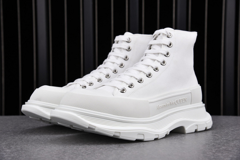 ALEXANDER MCQUEEN SNEAKER