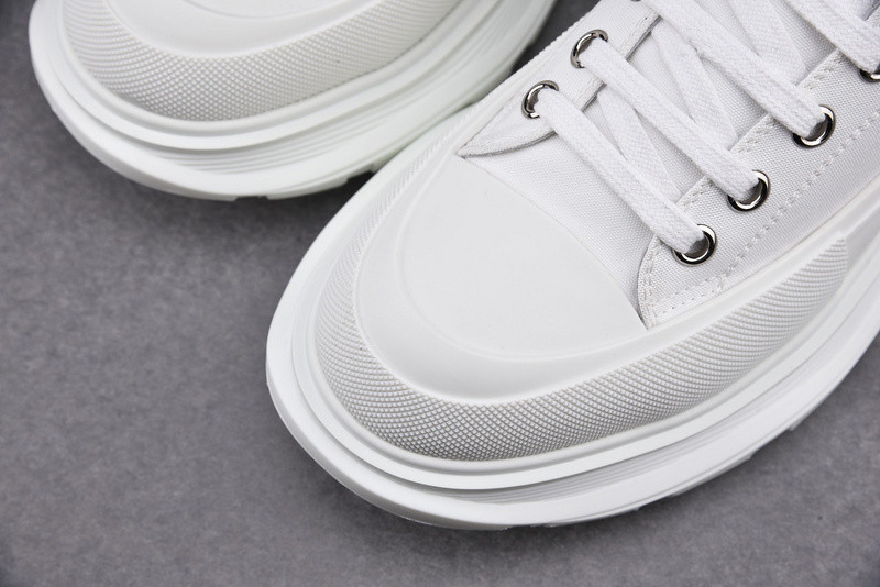 ALEXANDER MCQUEEN SNEAKER