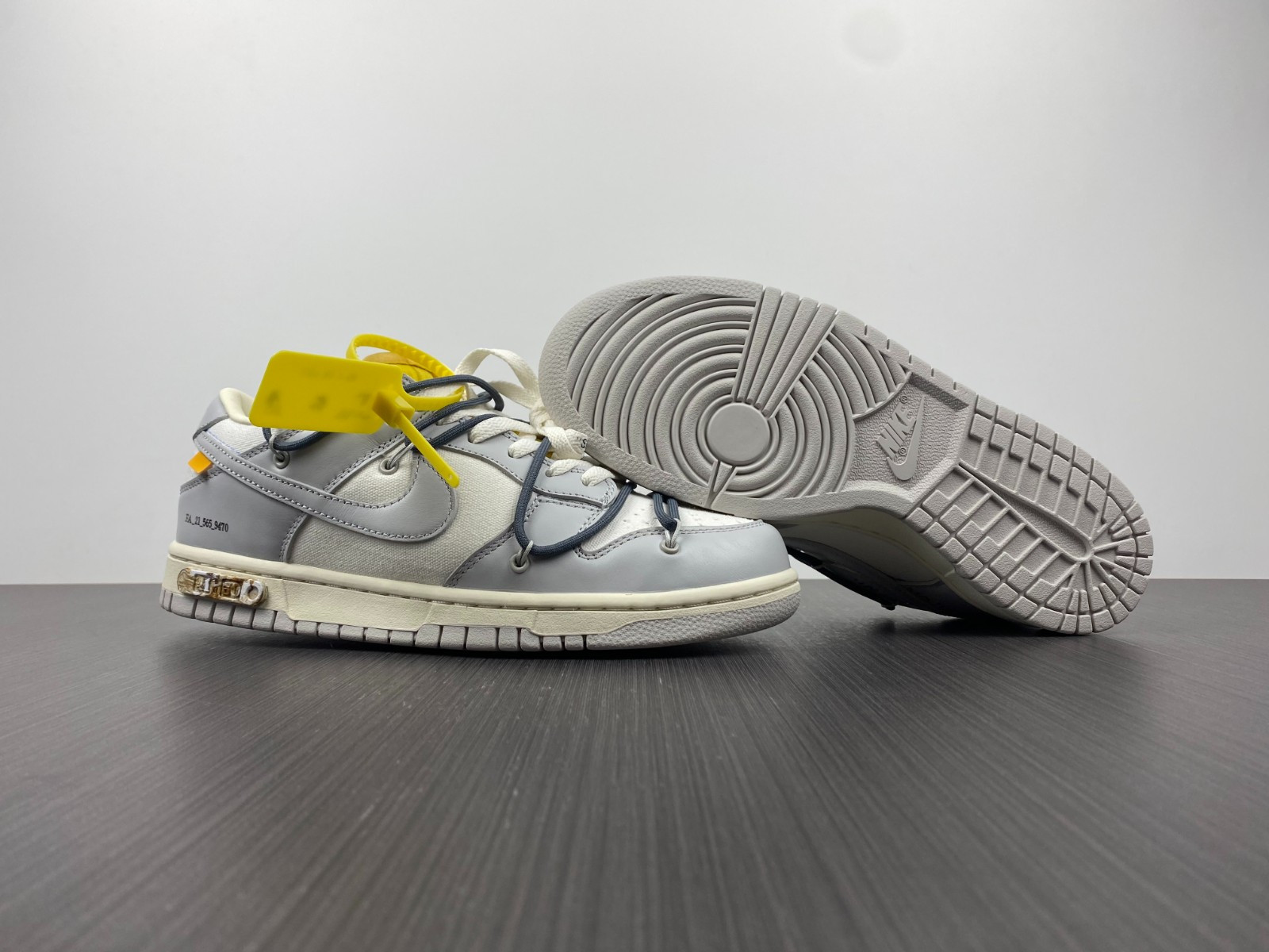 NIKE DUNK LOW OW LOT 41 OF 50 DM1602-105