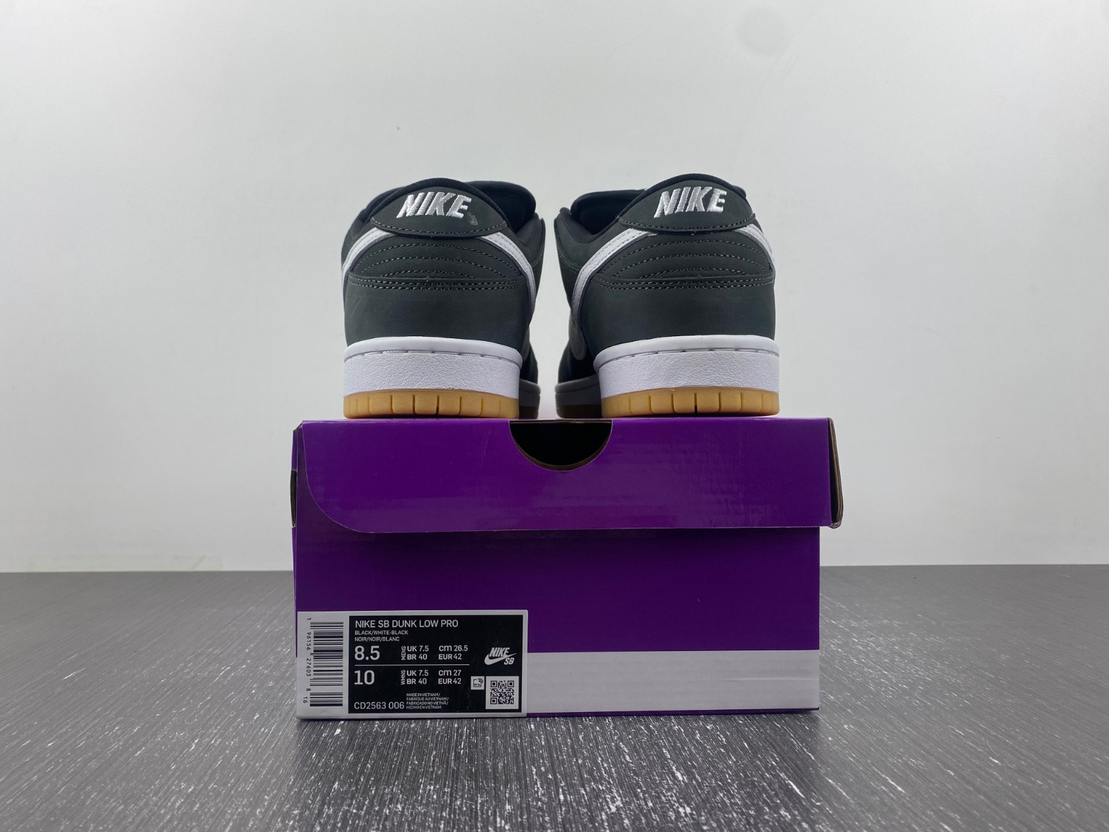 Dunk Low SB 
