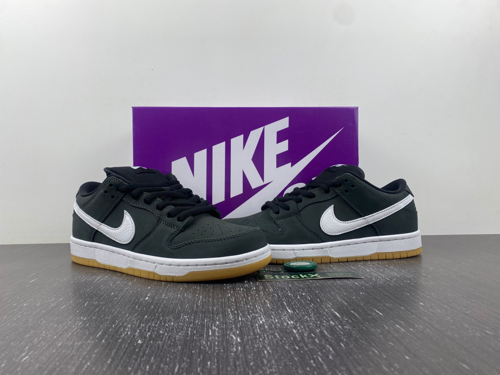 Dunk Low SB 
