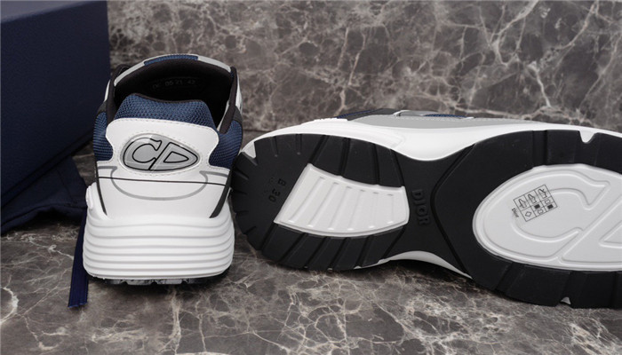 DR B30 SNEAKER
